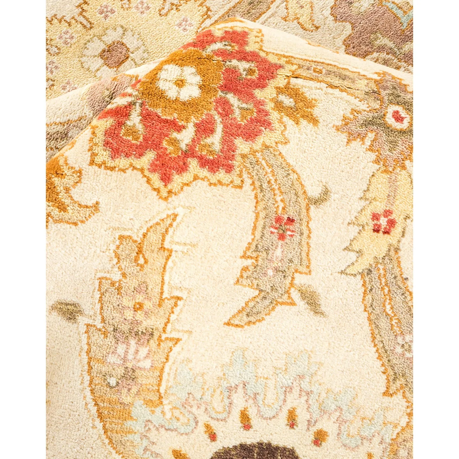 Beige Traditional Wool Rug - 6' x 8'10"