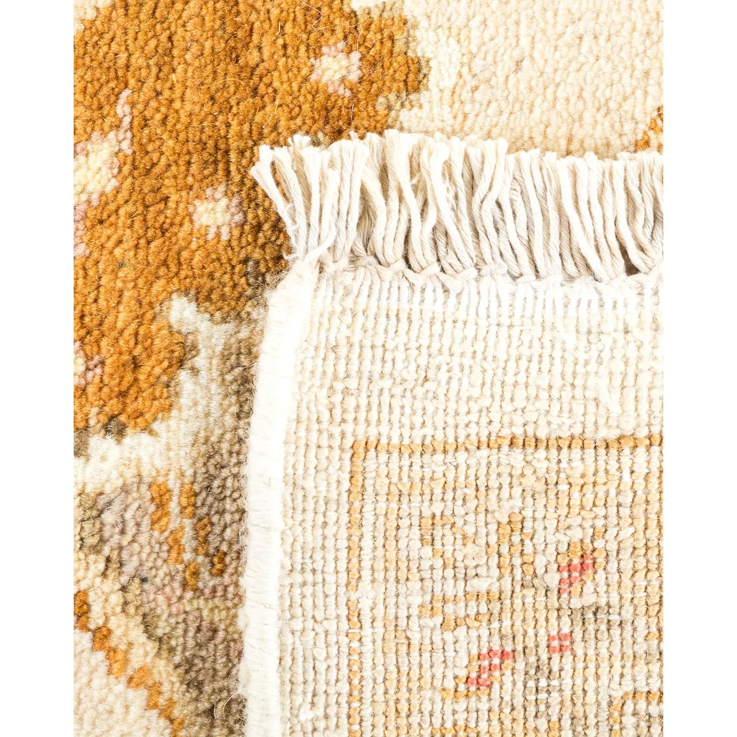 Beige Traditional Wool Rug - 6' x 8'10"