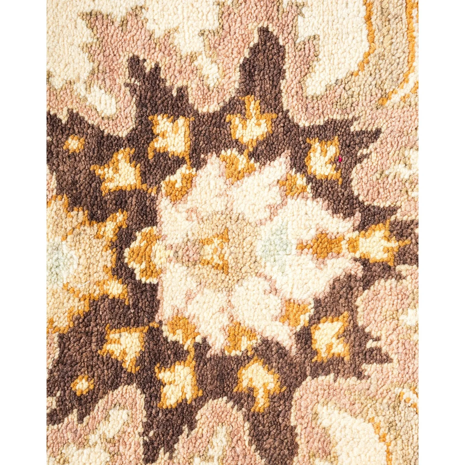 Beige Traditional Wool Rug - 6' x 8'10"