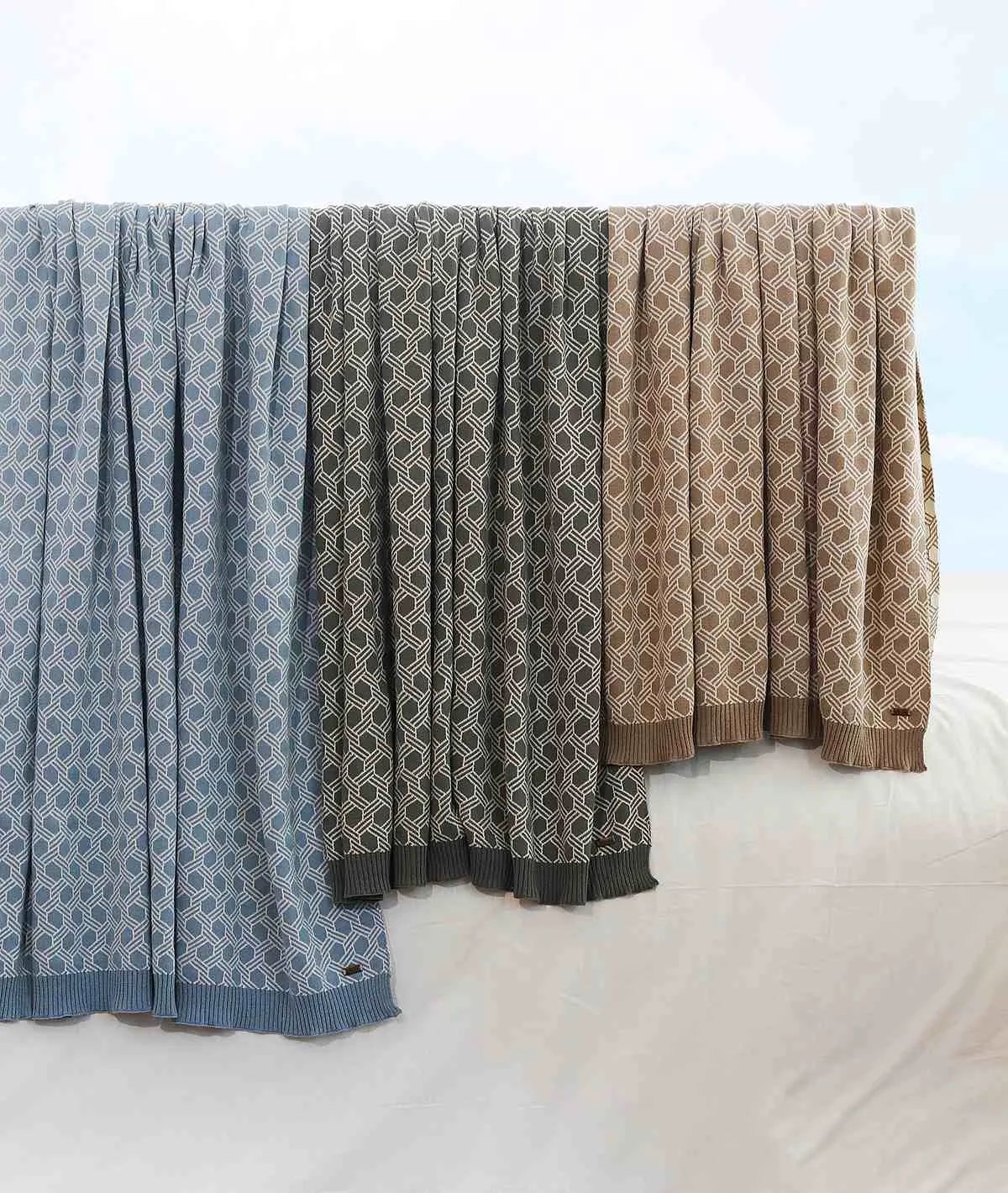 Geometric Stone & Natural Color 100% Cotton Knitted All Season AC Throw Blanket