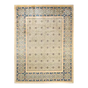 Ivory Traditional Wool Rug - 9' x 12'7"