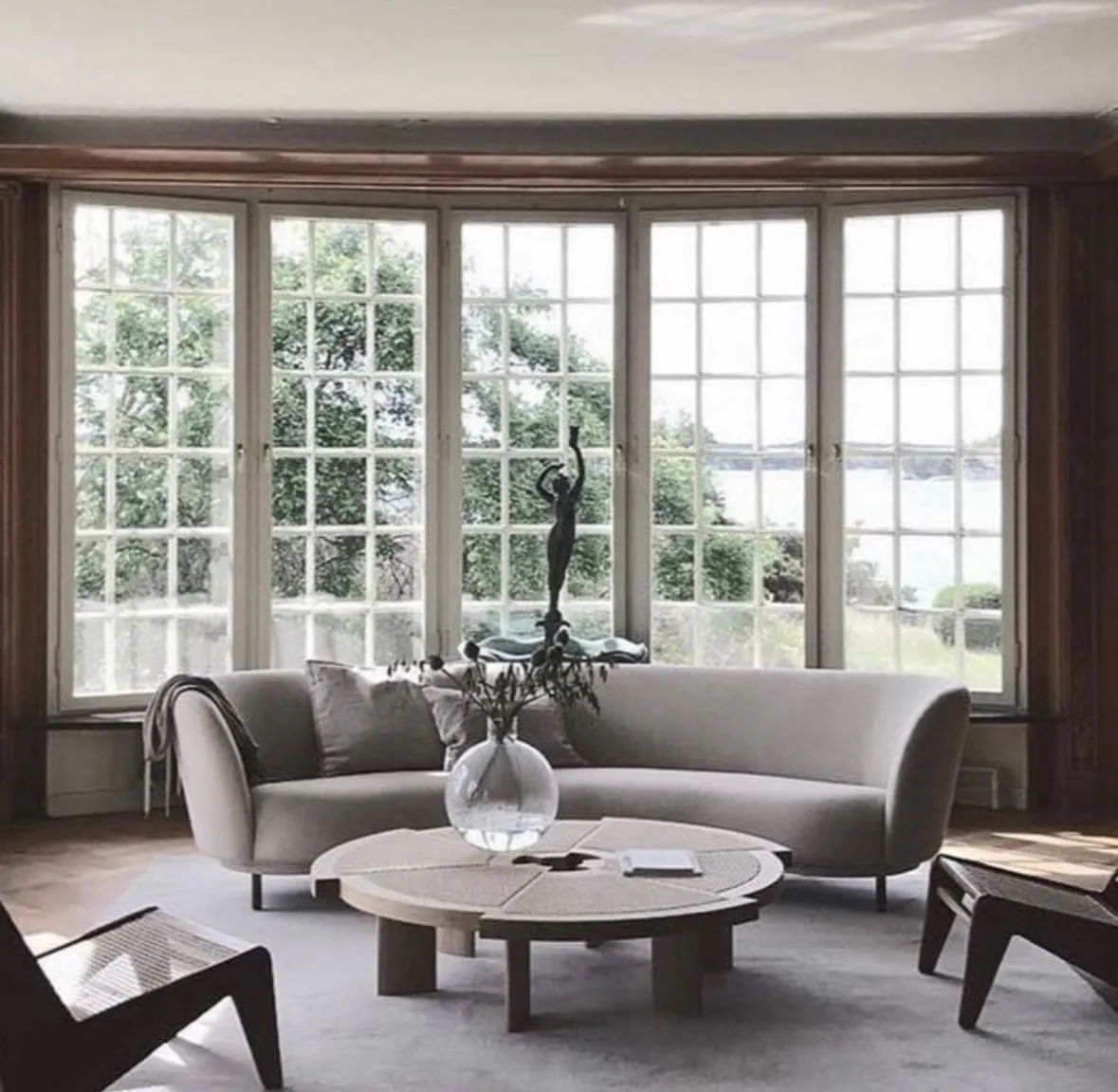 Jen Curve Sofa