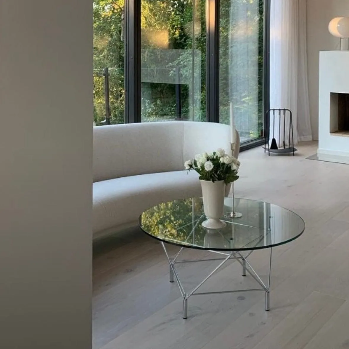 Jen Curve Sofa