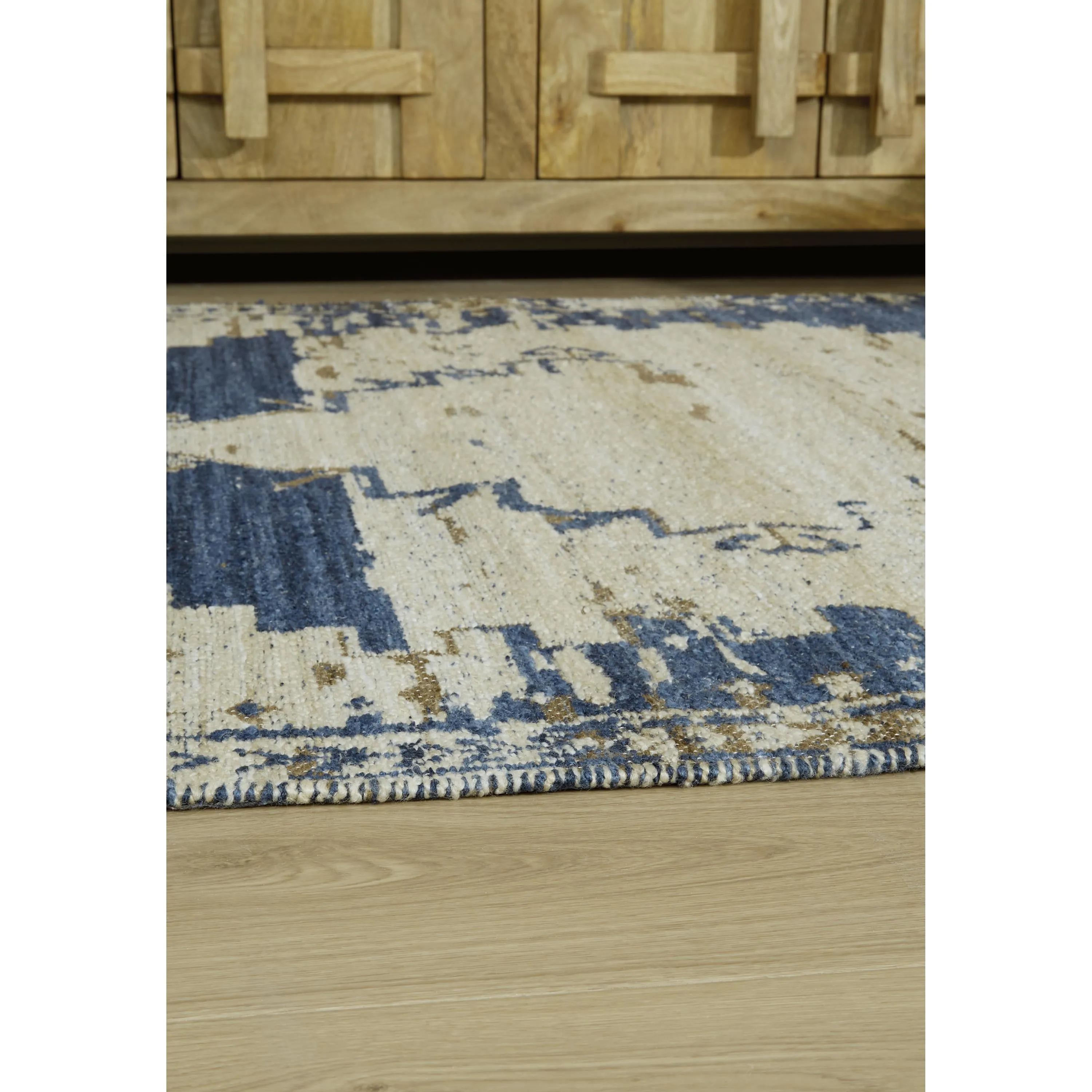 Signature Design by Ashley Rugs Rugs R407132