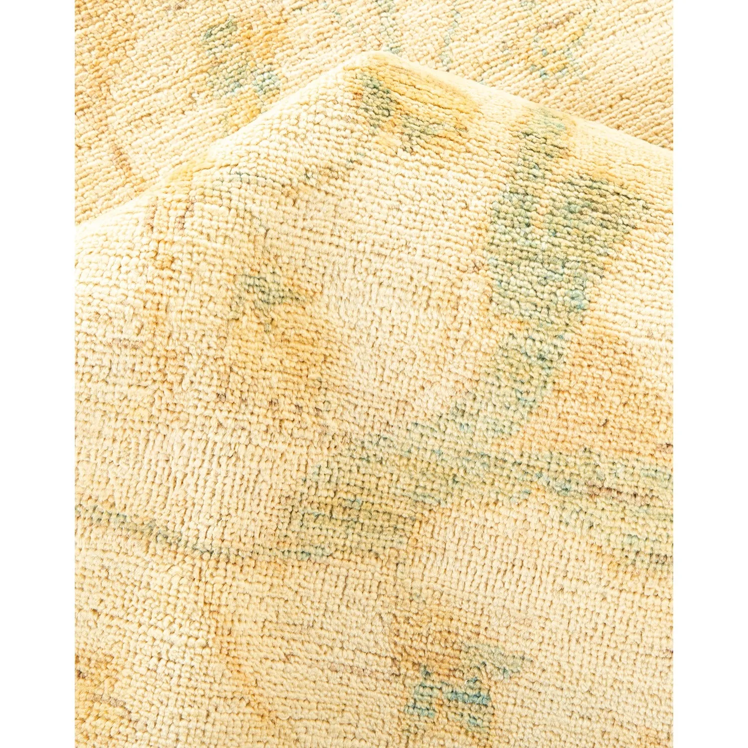 Yellow Traditional Wool Rug - 8'8" x 11'10"